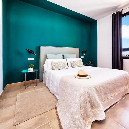 Feriehus Sapri Piscina Climatizada *