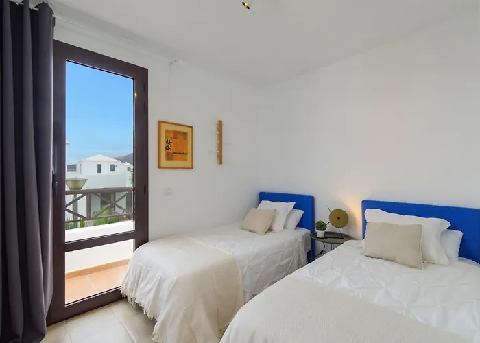 Sapri Piscina Climatizada Holiday home Playa Blanca (Lanzarote)