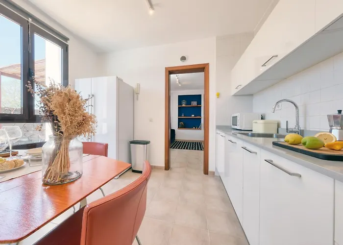 Дом отдыха Sapri Piscina Climatizada