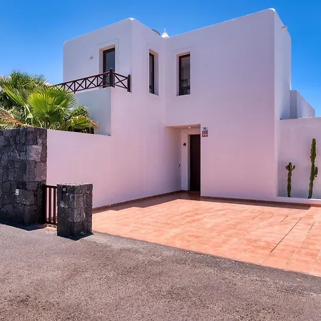 Sapri Piscina Climatizada Playa Blanca (Lanzarote)