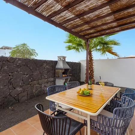 Sapri Piscina Climatizada Semesterbostad